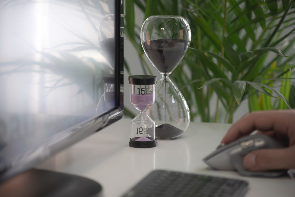 How to Use Time Trackers to Maximize Studying Productivity